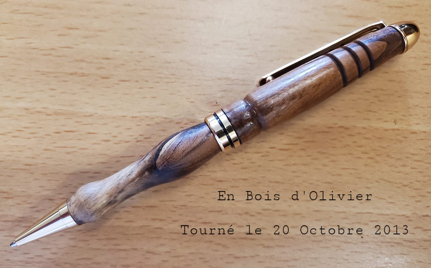 Stylo en bois d'olivier — 2013
